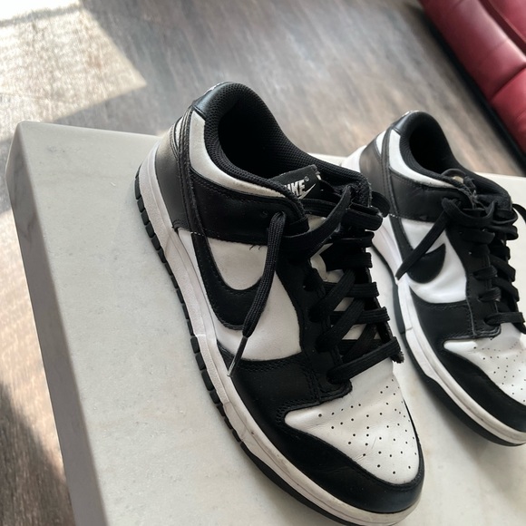 Dunks - Picture 2 of 3